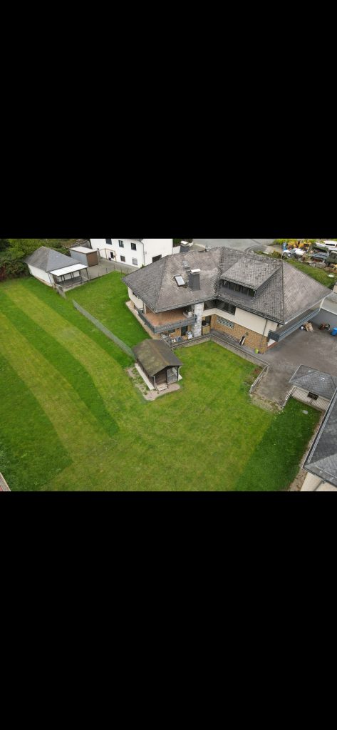 Viel Platz in ländlicher Idylle  – 2 Fam. Haus